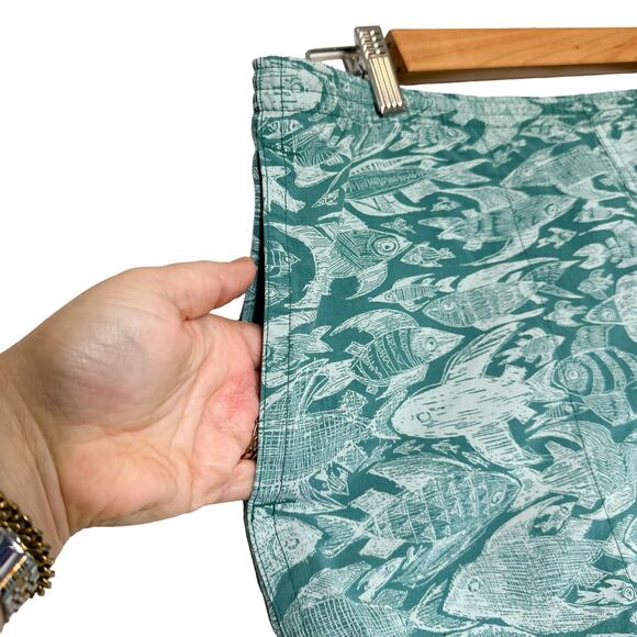 Patagonia 5" Baggies Shorts Sketchy Fish Gem Green Medium (L / XL Fit: See Note) - Picture 5 of 14